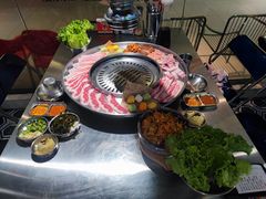 -哈哈碳都·牛肋条无限自助烤肉(宝龙店)