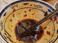 -阿瓦山寨·湘菜现炒·剁椒鱼头王(咸阳总店)