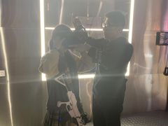 -VR+乐园·VR电竞·家庭亲子·密室逃脱·轰趴团建