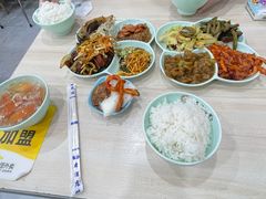 -晓宇盒饭(民安街店)