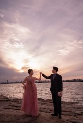 -雪中彩影婚纱摄影·微光艺术中心