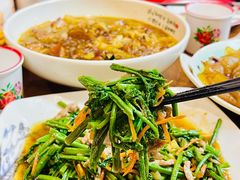 -九妹农家大铁锅东北菜(江湾店)
