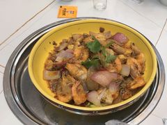 -休记光头香辣蟹干锅(绵竹店)