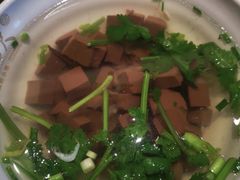 -馋三尺蟹粉小笼(人民广场店)