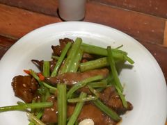 -外婆私房菜(新亚百货店)