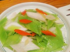 莴笋炒山药-云海肴·汽锅鸡·云南菜(苏州中心店)