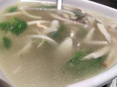 -蔼若春.传承三十年云南菜(金碧公园店)