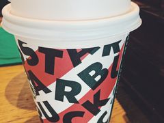 -星巴克(广州南站A18检票口楼上)