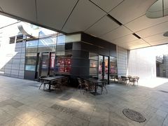 -The Habit Burger Grill 哈比特汉堡(世博店)