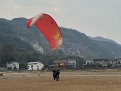 -趣飞飞黑麋峰国际滑翔伞基地