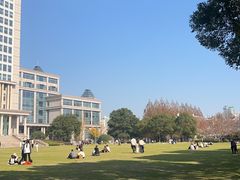 -历史系光华楼西楼19