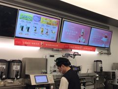 -沪上阿姨·臻选茶饮(上海环球港店)