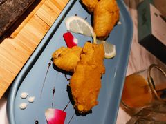 蜜桃经典蛋黄鸡翅-蜜桃花开·中西融合菜E&W(南长街店)