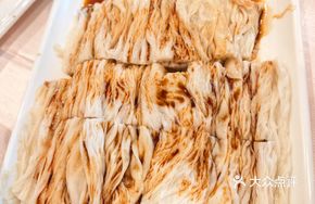 Stone-ground Rice Noodle Roll