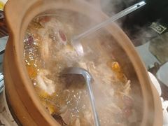 -威邵鸡煲(西华路总店)