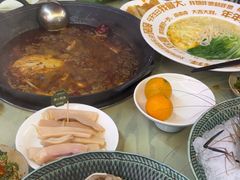 -赵美丽·重庆社区火锅·直营店(火车东站·中豪国际店)