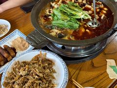 -都江堰石锅鱼