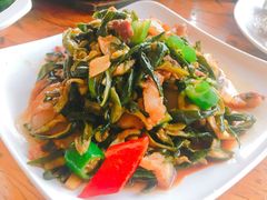 -堤边美食