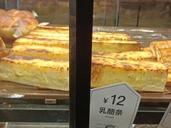 -红跑车蛋糕世界(清江路店)