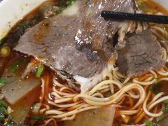 -陇上全荟兰州传统牛肉面(延吉路店)