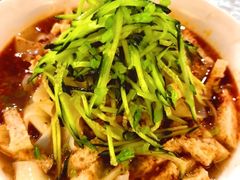 -汗腾格里·风味餐厅(新疆驻京办店)