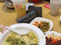 -南城香·饭香串香馄饨香(青年路店)