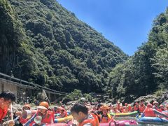 -安吉龙王山峡谷漂流