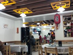 -YI PIN JU 一品居中餐厅 中国超市