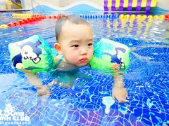 -龙格亲子游泳俱乐部(泊富中心)