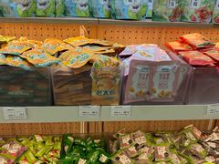 -来伊份(前进西路万象汇店)
