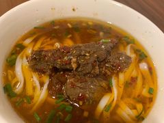 -矮子粉店1985·长沙米粉(湘春路店)