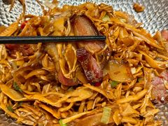 -雀舞云南菜(天津天河城购物中心店)