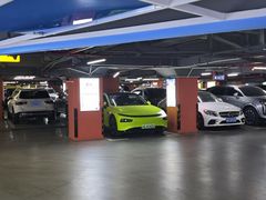 -中山公园-龙之梦停车场