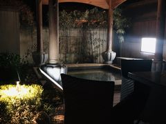 -思念果岭悦温泉