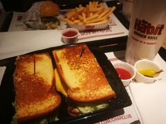 -The Habit Burger Grill 哈比特汉堡(复兴soho店)