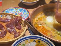 -洱火云南酸菜牛肉火锅(石景山当代商城店)