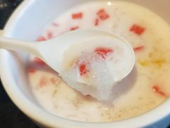 椰汁炖燕窝-小天鹅戴斯酒店鲸鲨百汇创作料理