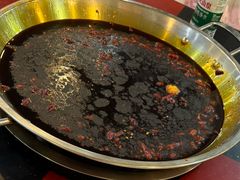 红汤锅底-储奇门鳝鱼火锅(总店)