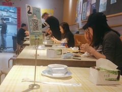 -527烧烤·龙虾·精酿酒(小石城美乐城店)