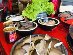 -谭鸭血老火锅(漳州路店)