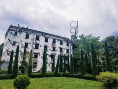 -四川汶川特大地震漩口中学遗址