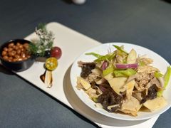 -伊带伊路新疆美食府(呼家楼店)