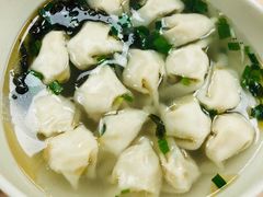 馄饨-筋饼豆腐脑一绝