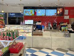 -85度C(生甜甜圈研究工坊·上海局门店)