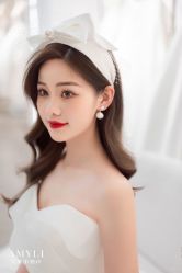 -艾米丽婚纱礼服