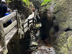 -龙水峡地缝景区