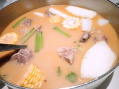 -肥仔文澳门猪骨煲(南京西路店)