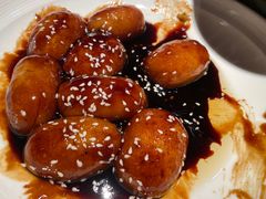 -帅巴人舅母子腊蹄民俗村