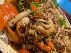 -臻鲜燕海鲜融合餐厅(金陵style店)