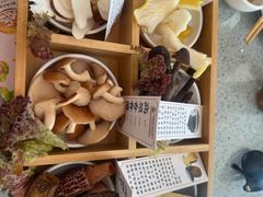 -阿婆情腊排骨火锅(金虹路店)